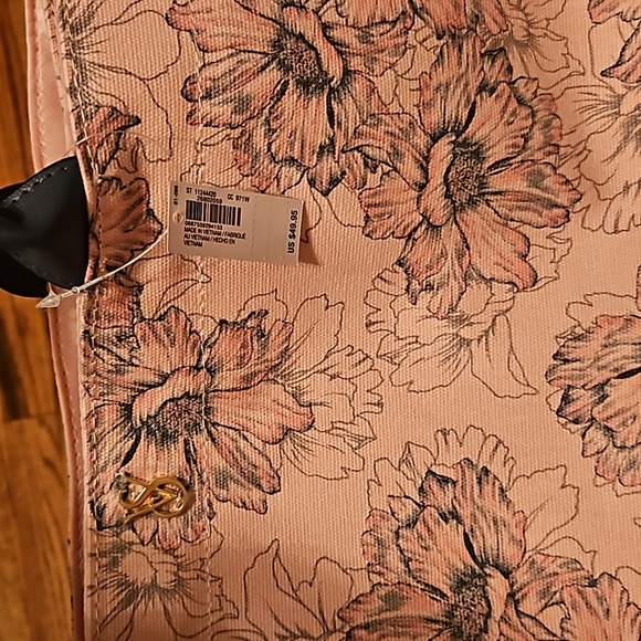 Victoria's Secret book floral bag - Picture 4 of 5